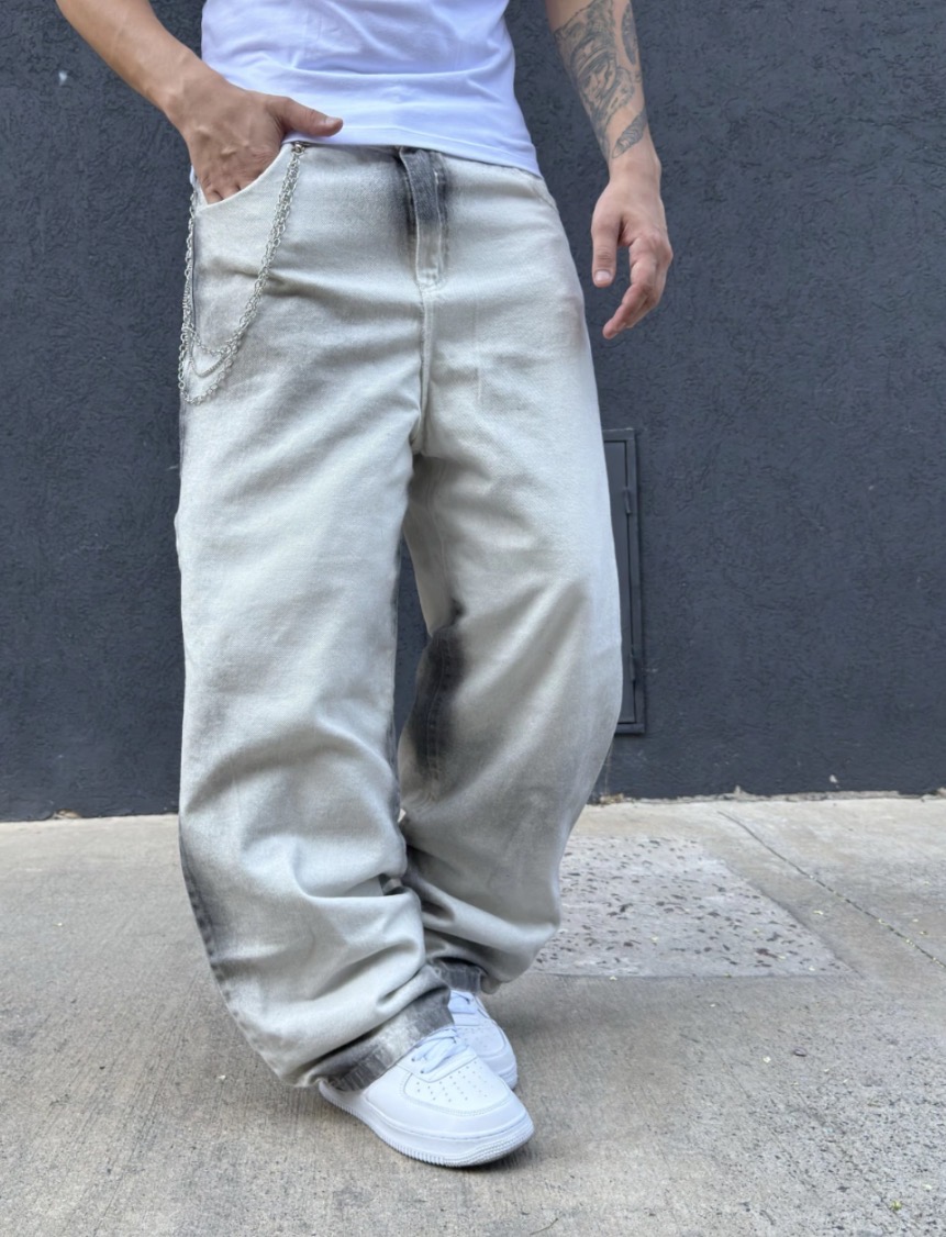 Baggy Oversize White Dirty Chain — vista 2