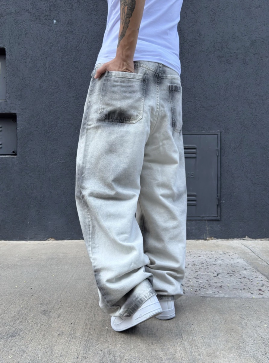 Baggy Oversize White Dirty Chain — vista 3